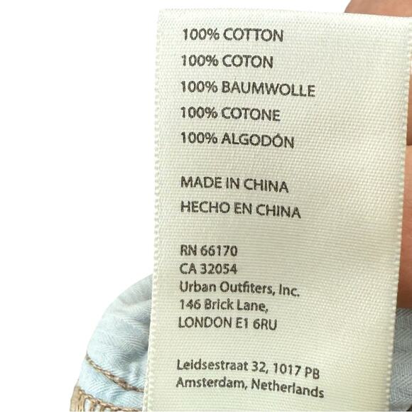 Free People We The Free Cut-Off Style High Rise Denim Jean Shorts Size 28 - Picture 10 of 11